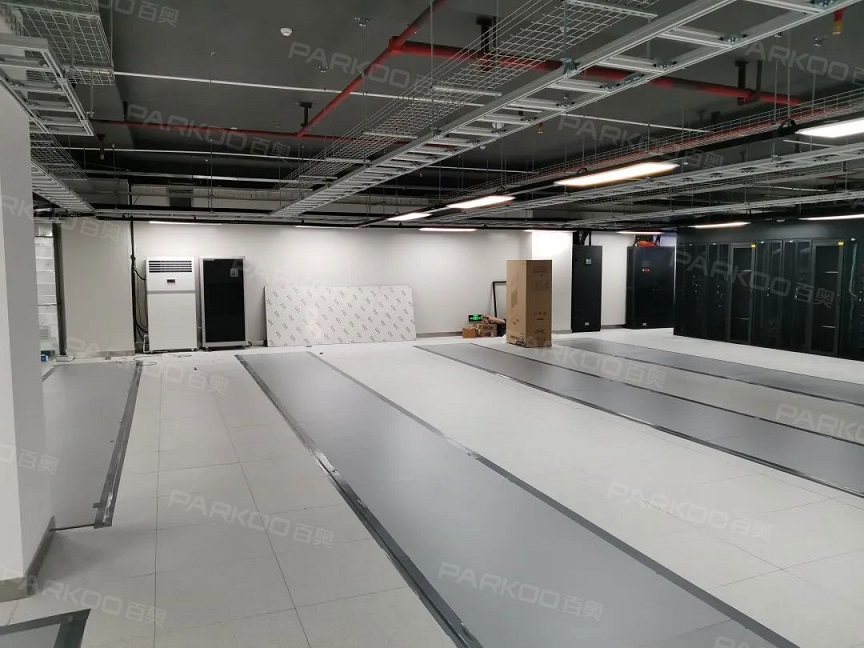 百奥为华南理工大学网络机房增添除湿设备